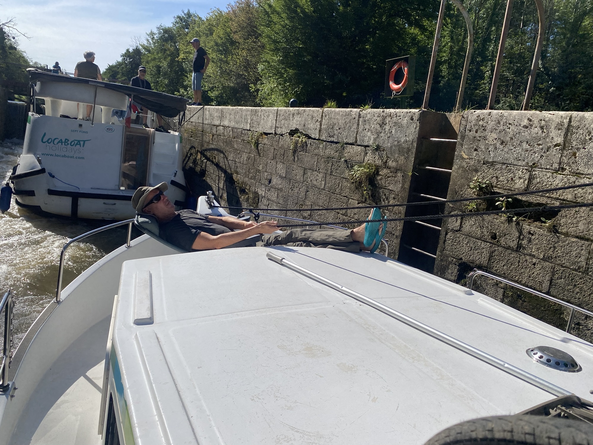 Day 1 on the canal – Corbigny to Baye