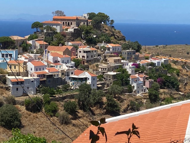 Day in the Kea capital Ioulis